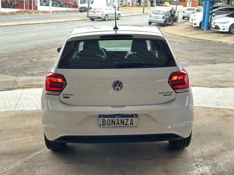 VOLKSWAGEN Polo Hatch 1.0 12V 4P 200 TSI HIGHLINE AUTOM�TICO, Foto 6