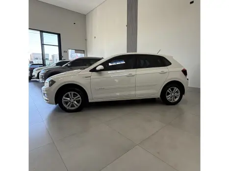 VOLKSWAGEN Polo Hatch 1.0 12V 4P 200 TSI  COMFORTLINE AUTOM�TICO, Foto 4