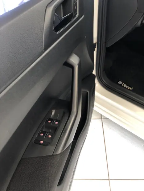 VOLKSWAGEN Polo Hatch 1.0 12V 4P MPI FLEX, Foto 11