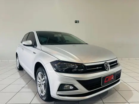 VOLKSWAGEN Polo Hatch 1.0 12V 4P 200 TSI  COMFORTLINE AUTOM�TICO, Foto 2