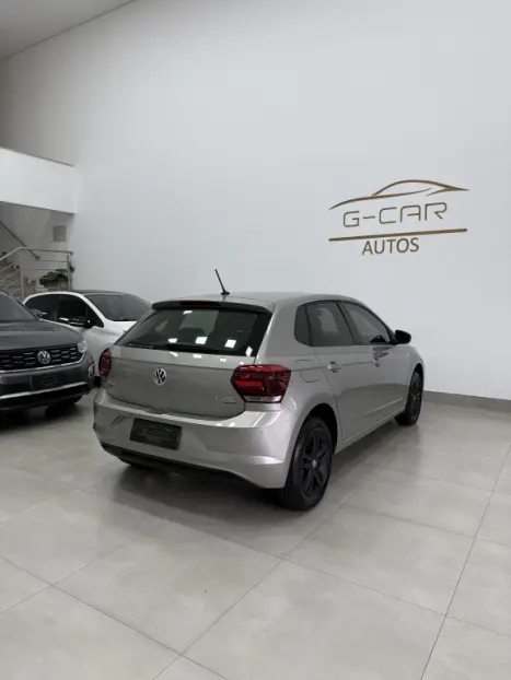 VOLKSWAGEN Polo Hatch 1.0 12V 4P 200 TSI  COMFORTLINE AUTOM�TICO, Foto 2