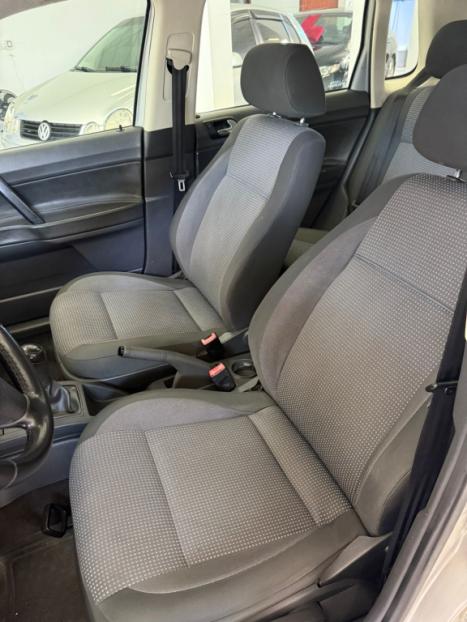 VOLKSWAGEN Polo Hatch 1.6 4P, Foto 10