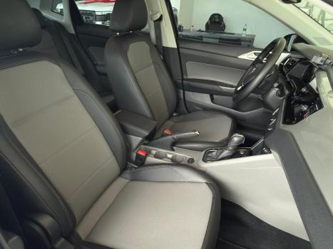 VOLKSWAGEN Polo Hatch 1.0 12V 4P 200 TSI HIGHLINE AUTOM�TICO, Foto 14