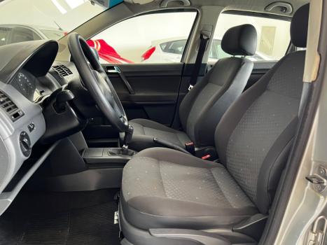 VOLKSWAGEN Polo Hatch 1.6 4P CITY, Foto 4