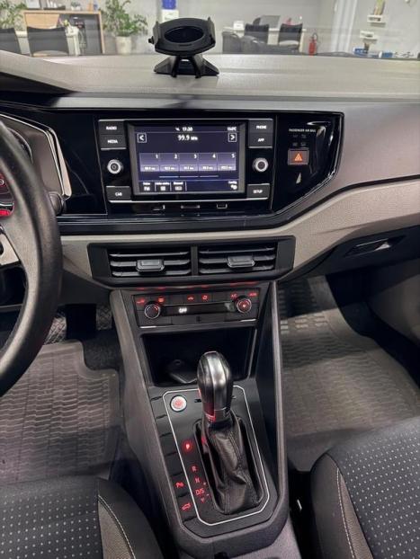 VOLKSWAGEN Polo Hatch 1.0 12V 4P 200 TSI  COMFORTLINE AUTOM�TICO, Foto 15