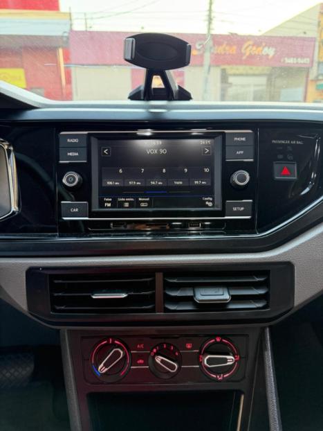VOLKSWAGEN Polo Hatch 1.0 12V 4P 200 TSI  COMFORTLINE AUTOM�TICO, Foto 13