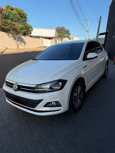 VOLKSWAGEN Polo Hatch 1.0 12V 4P 200 TSI HIGHLINE AUTOM�TICO, Foto 2