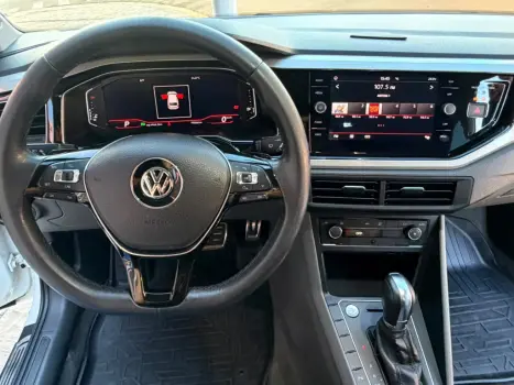 VOLKSWAGEN Polo Hatch 1.0 12V 4P 200 TSI HIGHLINE AUTOM�TICO, Foto 9