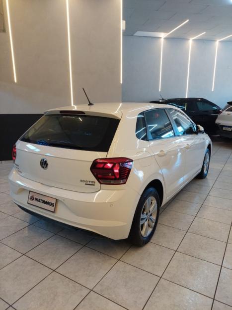 VOLKSWAGEN Polo Hatch 1.0 12V 4P 200 TSI  COMFORTLINE AUTOM�TICO, Foto 4