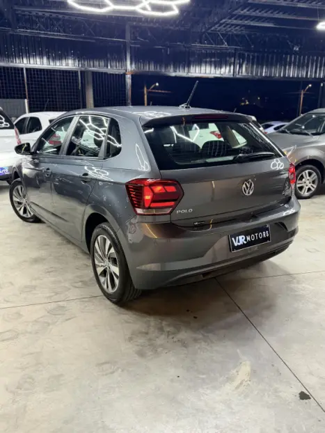 VOLKSWAGEN Polo Hatch 1.0 12V 4P 200 TSI HIGHLINE AUTOM�TICO, Foto 4
