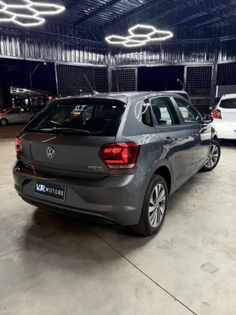 VOLKSWAGEN Polo Hatch 1.0 12V 4P 200 TSI HIGHLINE AUTOM�TICO, Foto 6