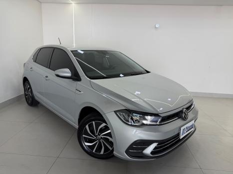 VOLKSWAGEN Polo Hatch 1.0 12V 4P 200 TSI HIGHLINE AUTOM�TICO, Foto 14