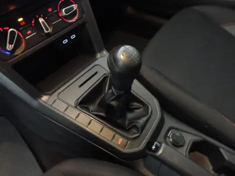 VOLKSWAGEN Polo Hatch 1.0 12V 4P MPI FLEX, Foto 18