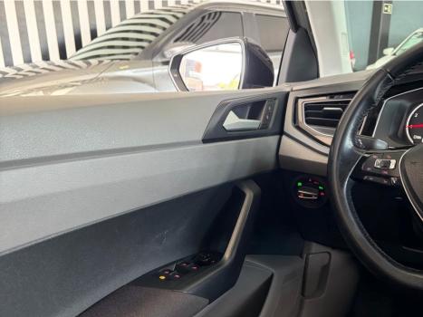 VOLKSWAGEN Polo Hatch 1.0 12V 4P 200 TSI  COMFORTLINE AUTOM�TICO, Foto 12