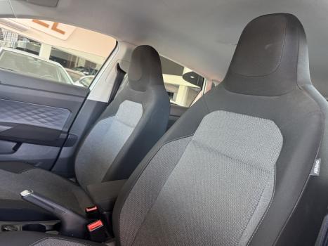 VOLKSWAGEN Polo Hatch 1.0 12V 4P 200 TSI  COMFORTLINE AUTOM�TICO, Foto 14