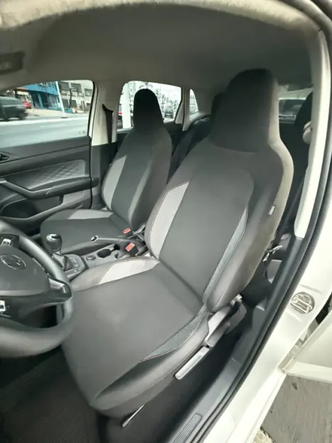 VOLKSWAGEN Polo Hatch 1.0 12V 4P MPI TRACK 1st EDITION, Foto 18