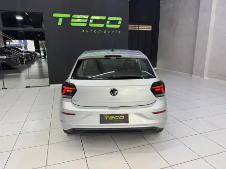 VOLKSWAGEN Polo Hatch 1.0 4P 170 TSI HIGHLINE AUTOM�TICO, Foto 17