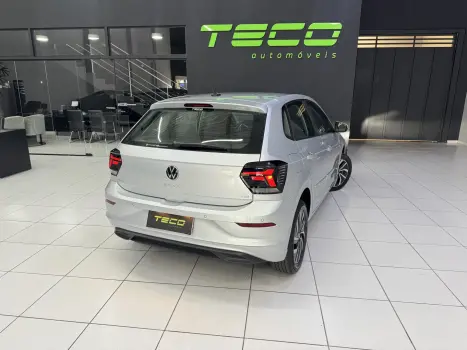 VOLKSWAGEN Polo Hatch 1.0 4P 170 TSI HIGHLINE AUTOM�TICO, Foto 21