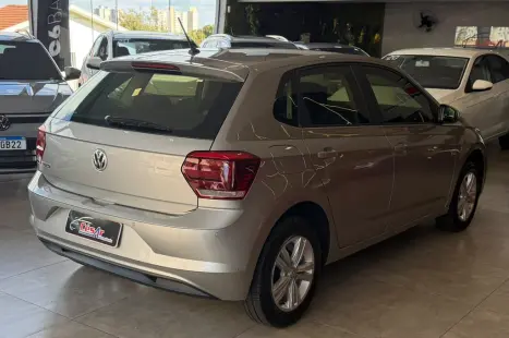 VOLKSWAGEN Polo Hatch 1.0 12V 4P MPI COMFORTLINE, Foto 9