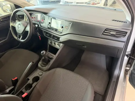 VOLKSWAGEN Polo Hatch 1.0 12V 4P MPI COMFORTLINE, Foto 12