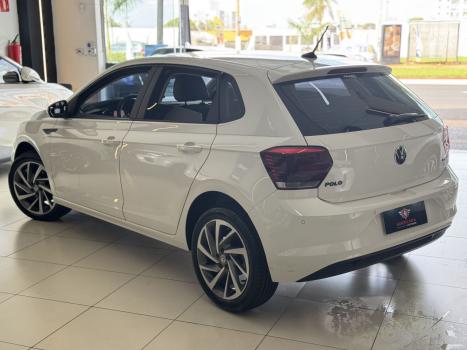 VOLKSWAGEN Polo Hatch 1.0 12V 4P 200 TSI HIGHLINE AUTOMÁTICO, Foto 3