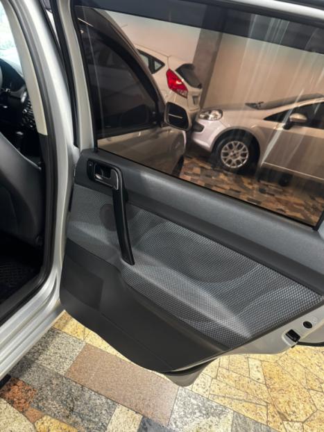 VOLKSWAGEN Polo Hatch 1.6 4P FLEX, Foto 8