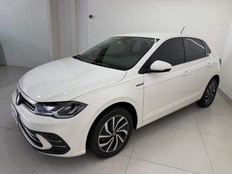 VOLKSWAGEN Polo Hatch 1.0 4P 170 TSI HIGHLINE AUTOMÁTICO, Foto 9