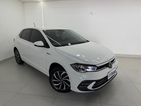 VOLKSWAGEN Polo Hatch 1.0 4P 170 TSI HIGHLINE AUTOMÁTICO, Foto 13