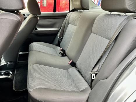 VOLKSWAGEN Polo Sedan 1.6 4P FLEX, Foto 9