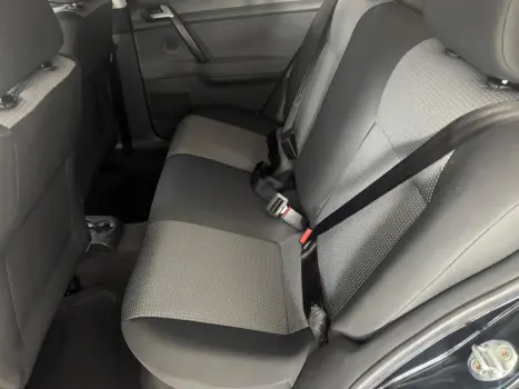 VOLKSWAGEN Polo Sedan 1.6 4P FLEX, Foto 8