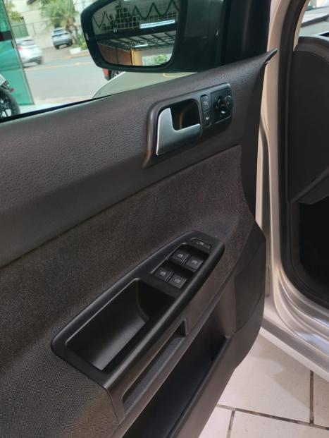 VOLKSWAGEN Polo Sedan 1.6 4P FLEX COMFORTLINE I-MOTION AUTOMATIZADO, Foto 6