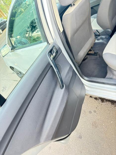VOLKSWAGEN Polo Sedan 1.6 4P, Foto 12