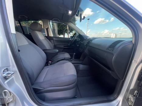 VOLKSWAGEN Polo Sedan 1.6 4P FLEX, Foto 13