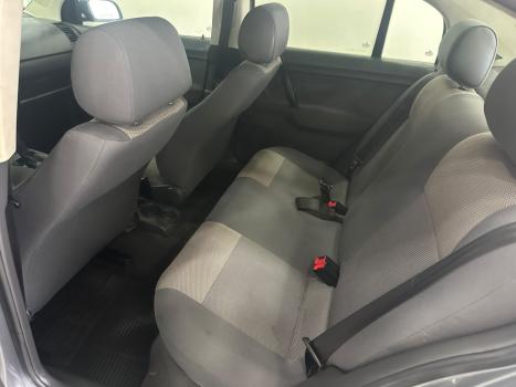 VOLKSWAGEN Polo Sedan 1.6 4P, Foto 6