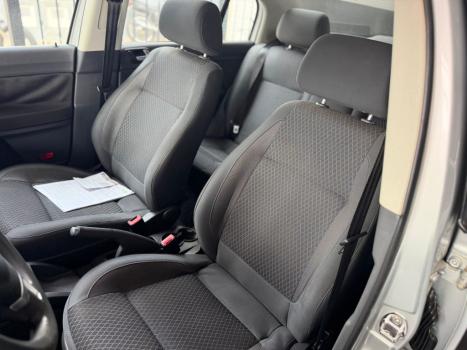VOLKSWAGEN Polo Sedan 1.6 4P COMFORTLINE, Foto 4