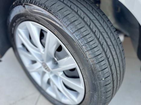 VOLKSWAGEN Polo Sedan 1.6 4P FLEX, Foto 12