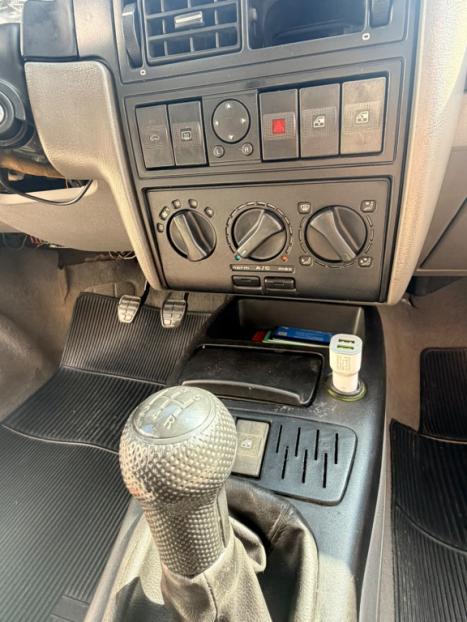 VOLKSWAGEN Santana 1.8 4P, Foto 6