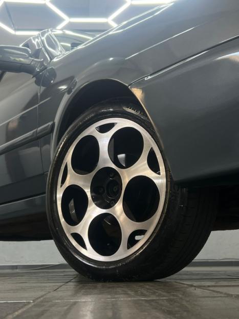 VOLKSWAGEN Santana 2.0 4P, Foto 9