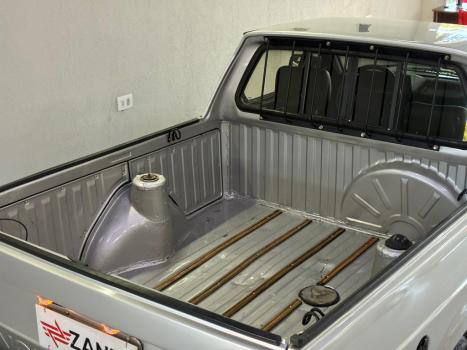 VOLKSWAGEN Saveiro 1.6 CL, Foto 3