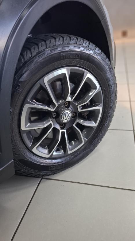 VOLKSWAGEN Saveiro 1.6 G7 CABINE DUPLA CROSS FLEX, Foto 3