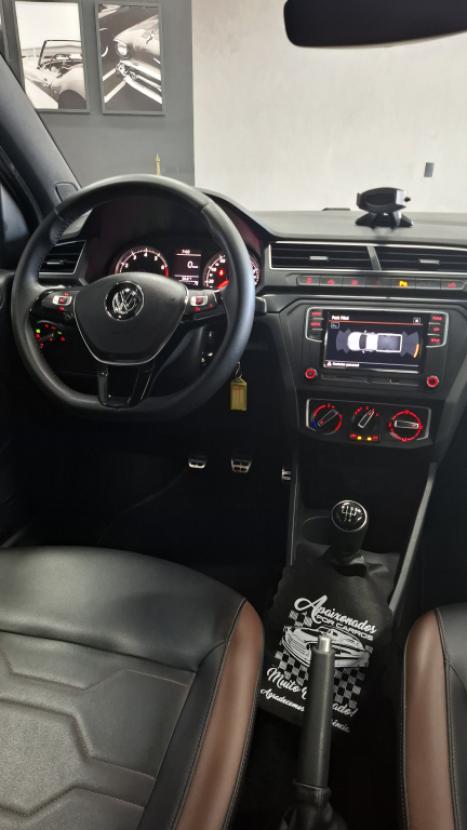 VOLKSWAGEN Saveiro 1.6 G7 CABINE DUPLA CROSS FLEX, Foto 8