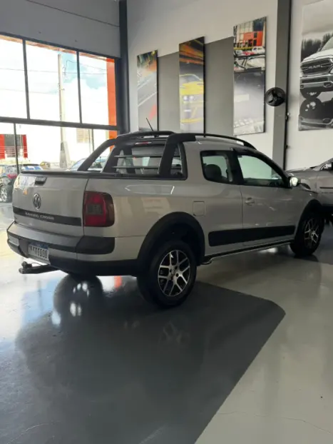 VOLKSWAGEN Saveiro 1.6 16V G6 CROSS CABINE DUPLA FLEX, Foto 4