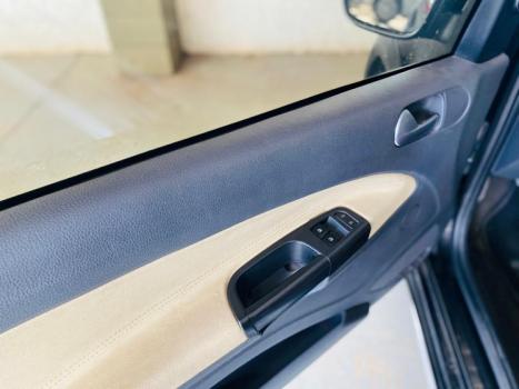 VOLKSWAGEN Saveiro 1.6 G5 TREND CABINE ESTENDIDA FLEX, Foto 14