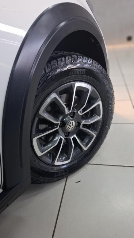 VOLKSWAGEN Saveiro 1.6 G7 CABINE DUPLA CROSS FLEX, Foto 3