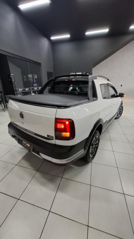 VOLKSWAGEN Saveiro 1.6 G7 CABINE DUPLA CROSS FLEX, Foto 4