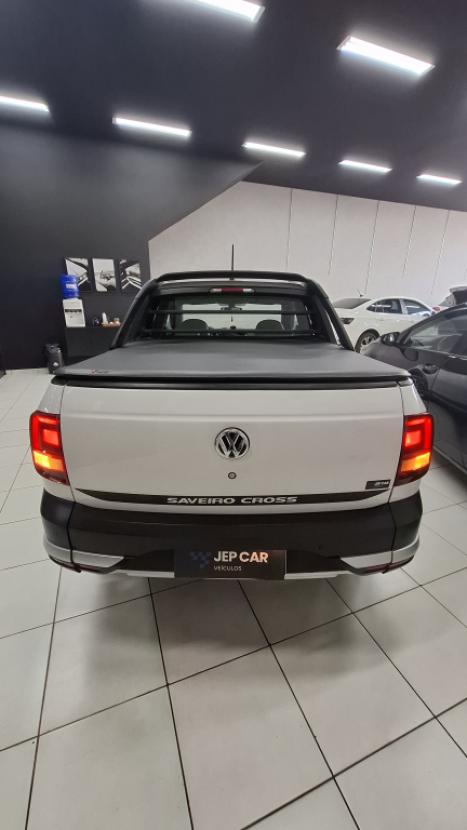 VOLKSWAGEN Saveiro 1.6 G7 CABINE DUPLA CROSS FLEX, Foto 5