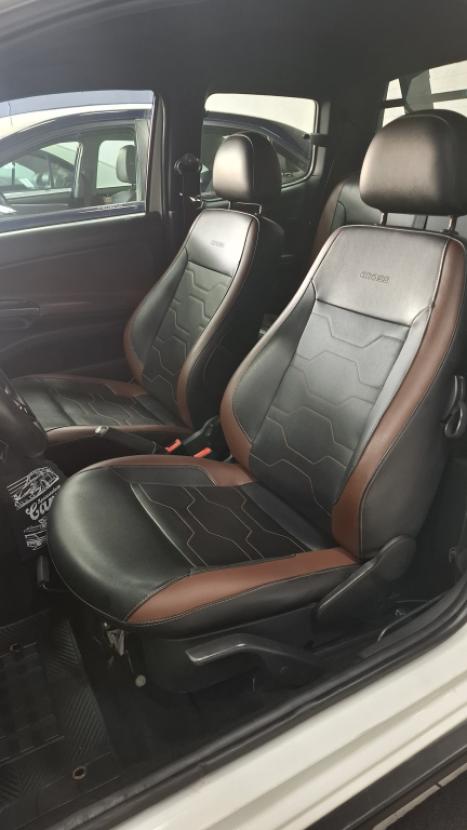 VOLKSWAGEN Saveiro 1.6 G7 CABINE DUPLA CROSS FLEX, Foto 9