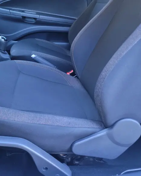 VOLKSWAGEN Saveiro 1.6 16V FLEX MSI ROBUST CABINE DUPLA, Foto 4