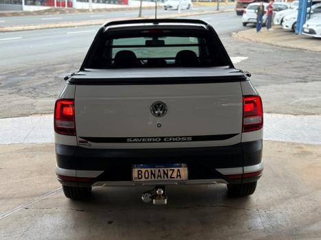VOLKSWAGEN Saveiro 1.6 G7 CABINE DUPLA CROSS FLEX, Foto 6