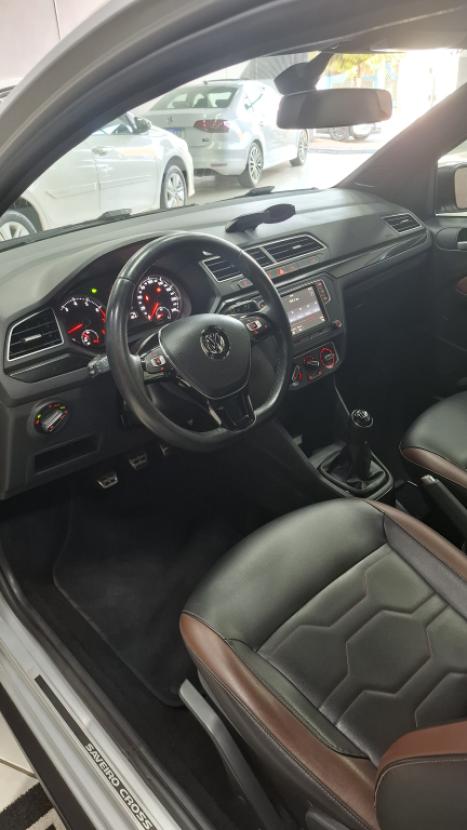 VOLKSWAGEN Saveiro 1.6 G7 CABINE DUPLA CROSS FLEX, Foto 7